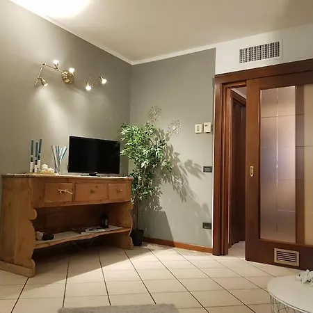 Cozy Verona Apartmán *